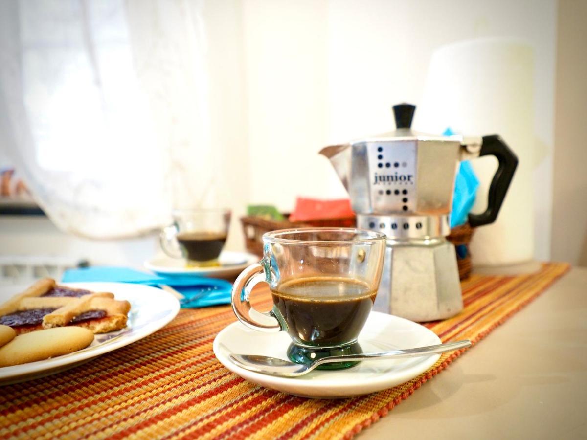 Dimora Delle Camelie Apartment Genoa Bagian luar foto