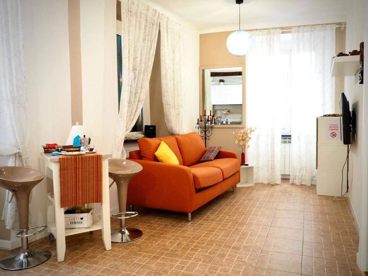 Dimora Delle Camelie Apartment Genoa Bagian luar foto